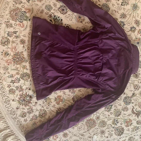 Lululemon jacket - Picture 11 of 17